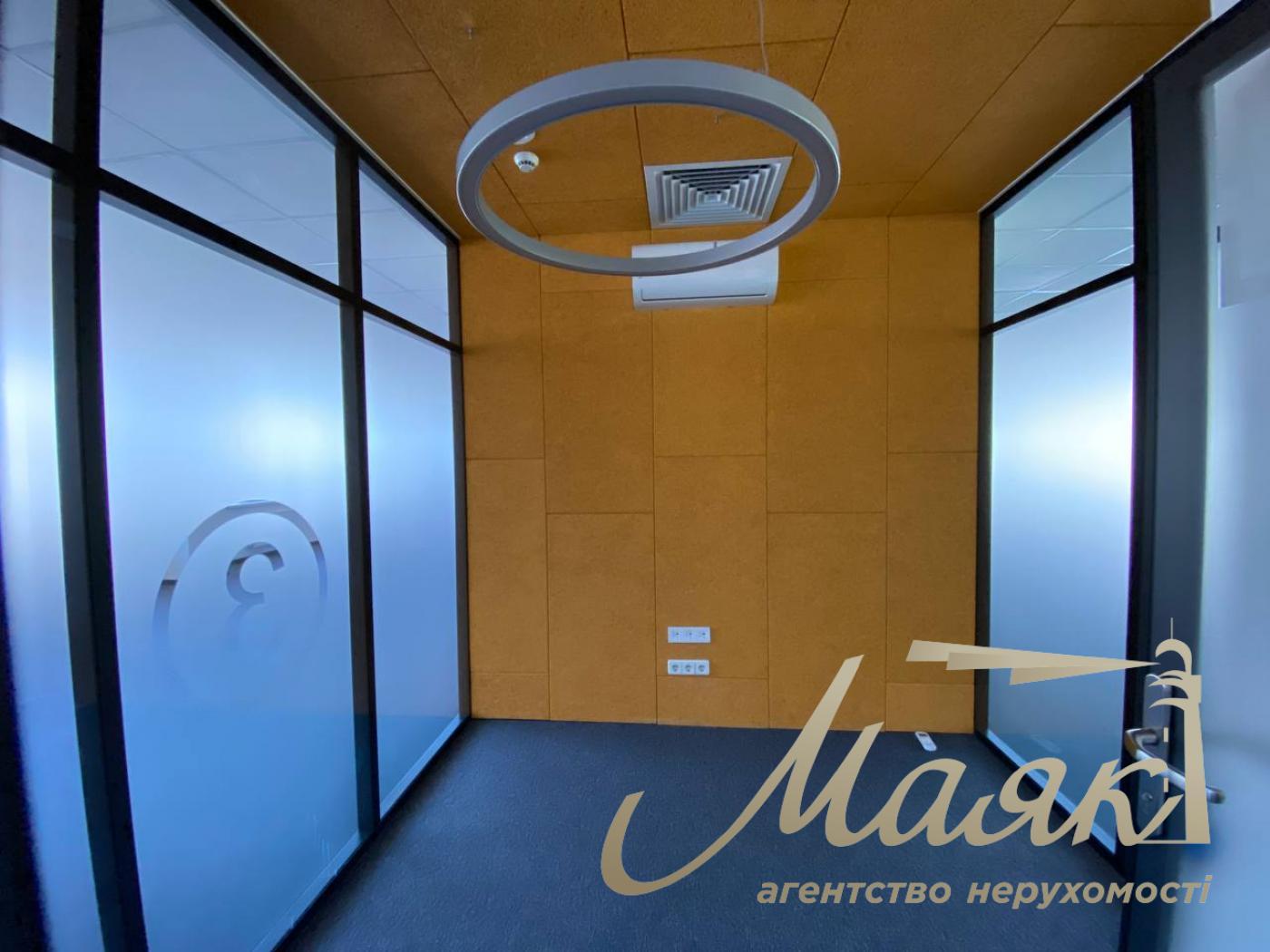 Аренда офиса 648 м2 в БЦ на Дорогожичах, возле метро