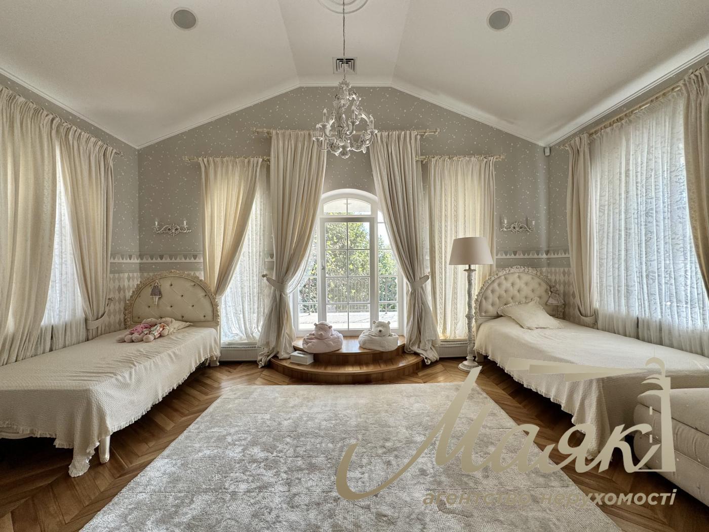 Sale of a house with access to the Dnieper, Damba, Koncha-Zaspa, Kozin