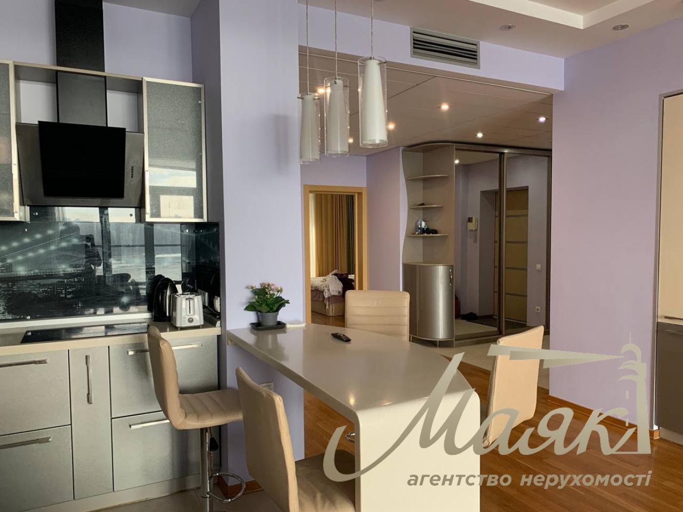 Продаж 3к видової квартири ЖК Рів'єра Ріверсайд, Лівобережна