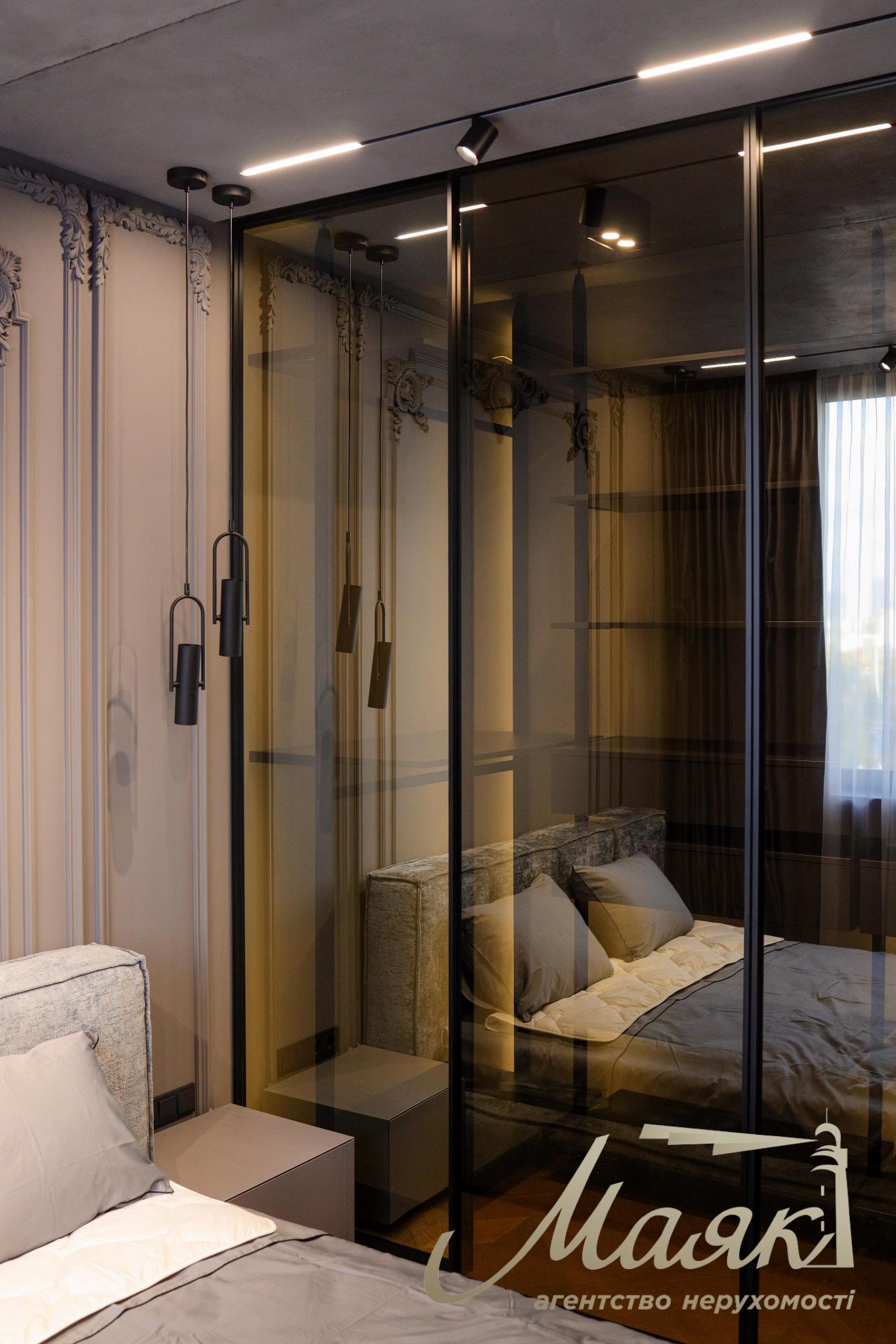 Sale of a 2-room apartment in the residential complex Crystal Park Tower, Shevchenkivskyi district