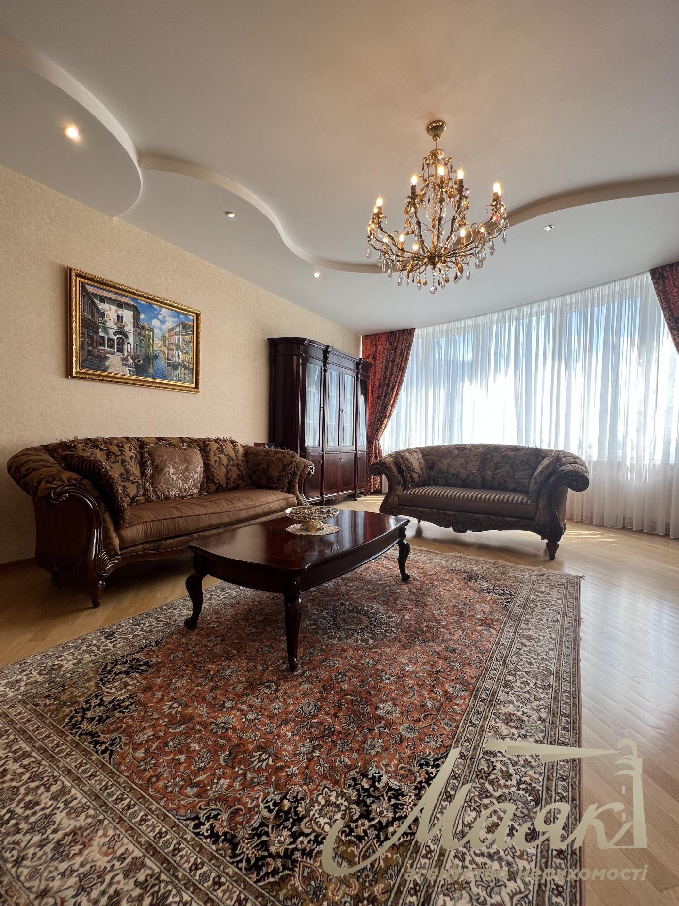 Продажа квартиры 160 м2 в ЖК Пушкинский парк