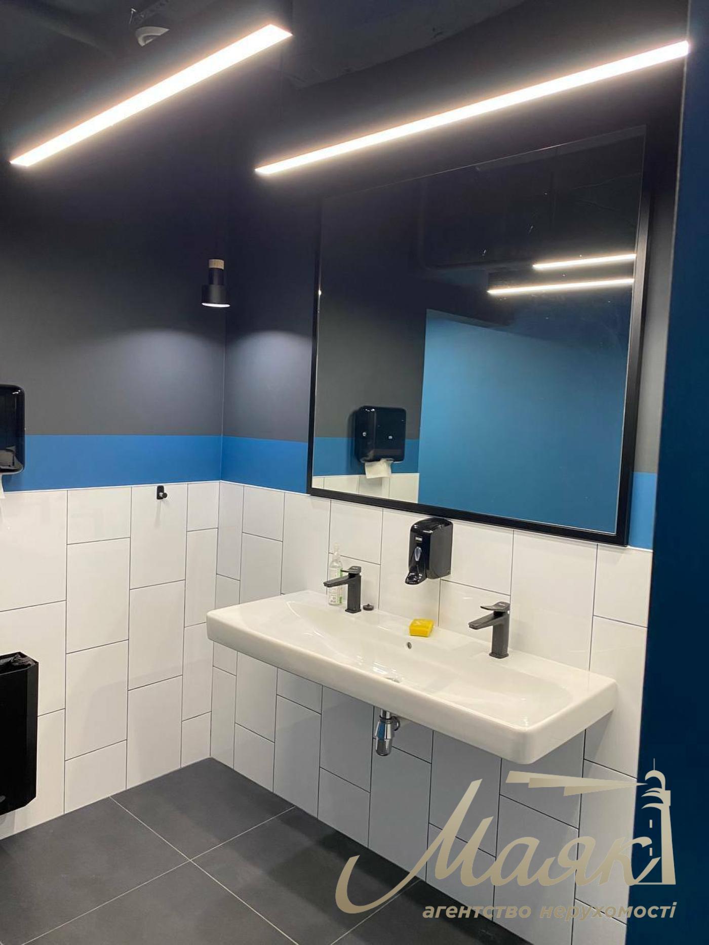 Office for rent 960m2, BC Astarta, Podol