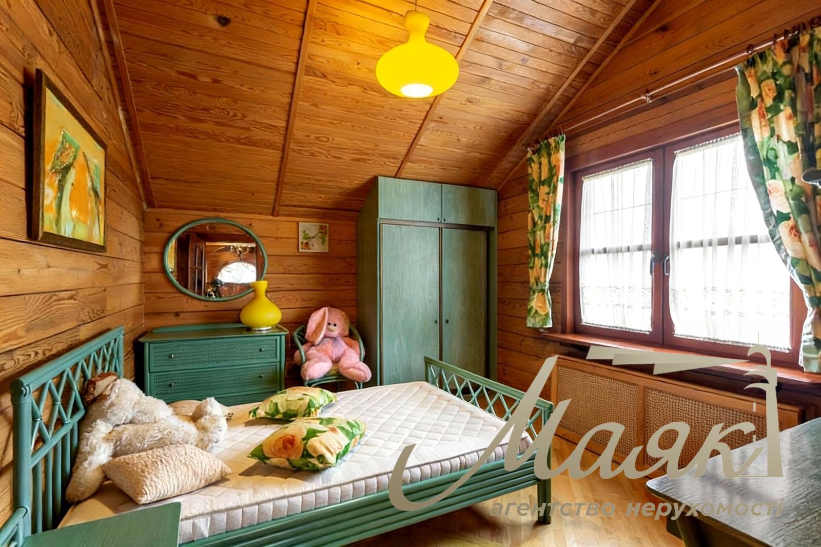 Оренда будинку 250м2 в с. Романків вул. Центральна