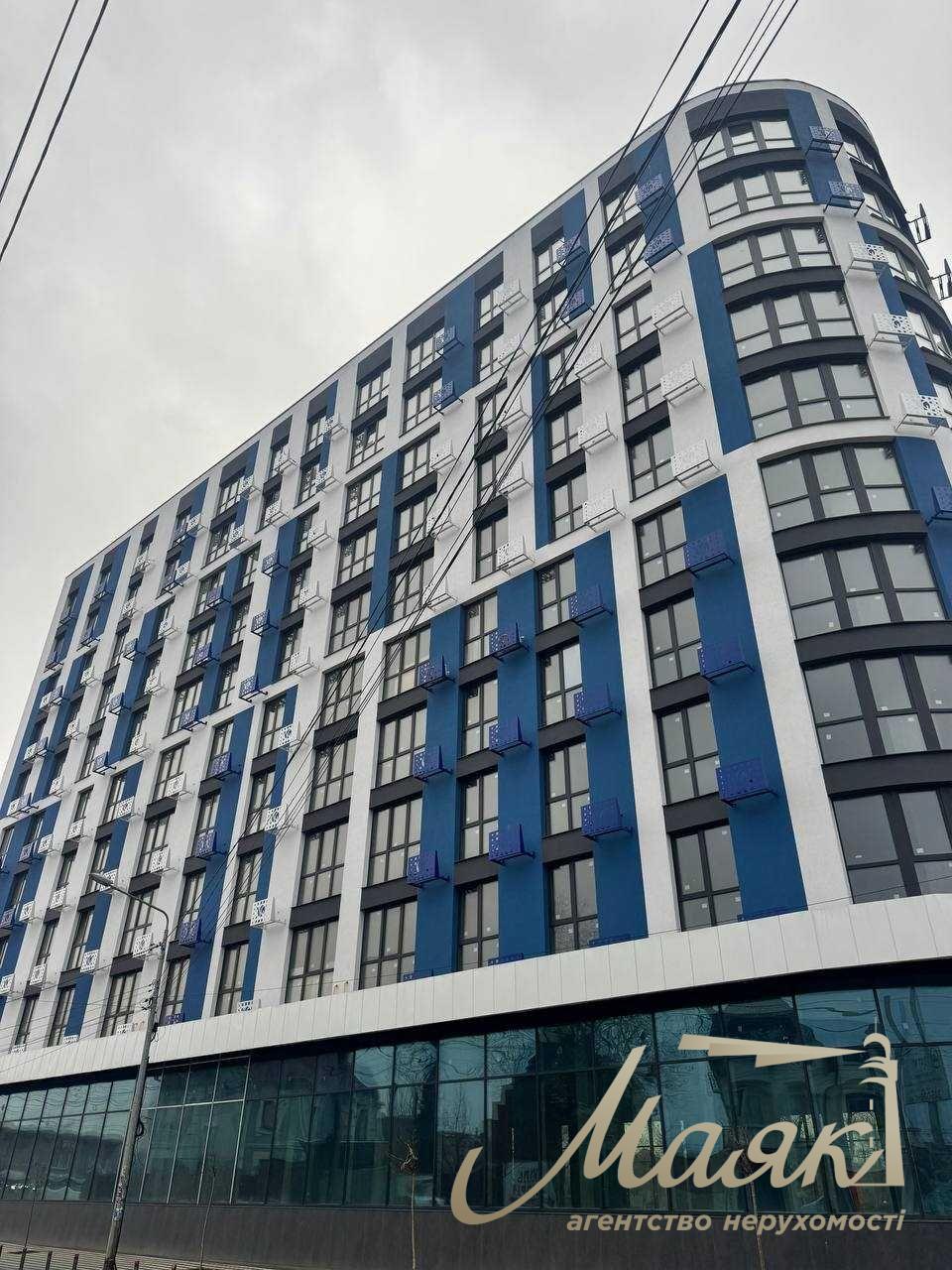 Продаж фасадного приміщення по вул. Центральна, 11, метро Славутич - ЖК "Рів'єра"