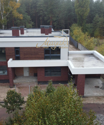 Продажа домов в Лебедевке 299 м2  Киевская область Вышгородский район