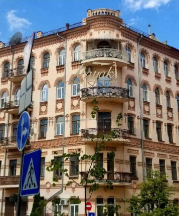 Продажа двухуровневой пятикомнатной квартиры в историческом центре Киева - ЛИПКИ - Крещатик