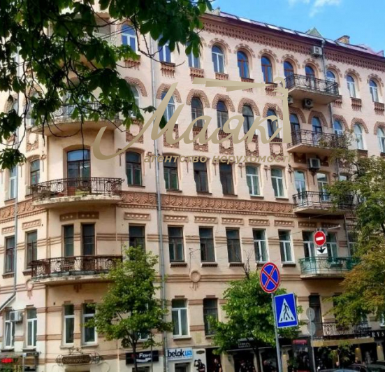 Продажа двухуровневой пятикомнатной квартиры в историческом центре Киева - ЛИПКИ - Крещатик
