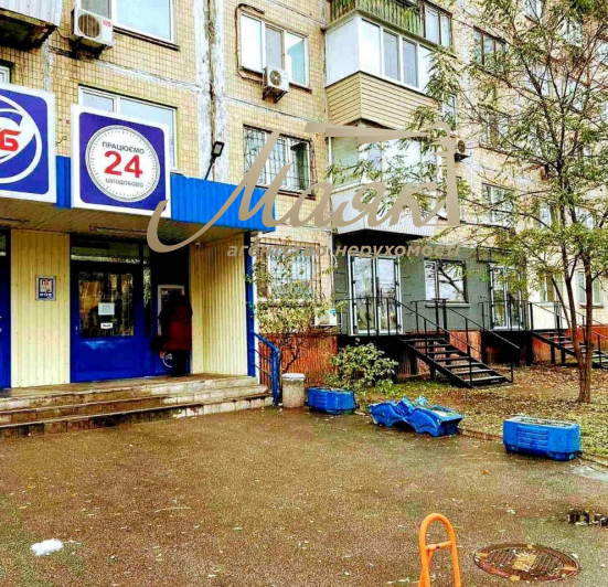 Продажа торговая площадь Фасад 45м2 ул. Курнатовского, Воскресенка