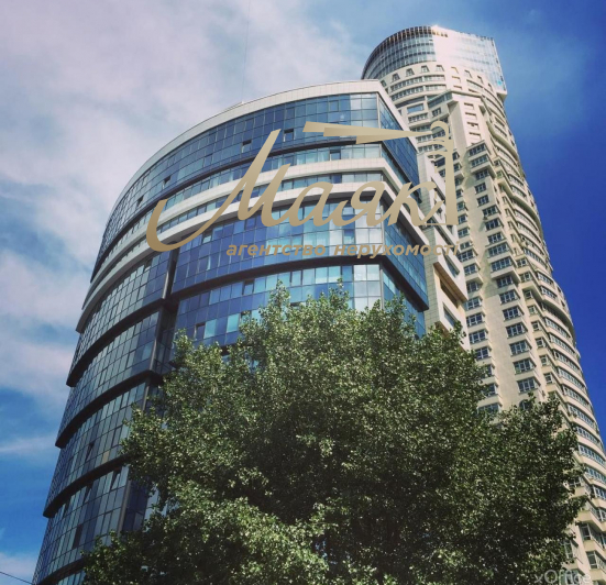 Продается офис в БЦ Carnegie Tower 152 м2 с арендаторами