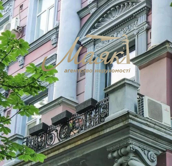 Аренда 3-х комнатной квартиры по ул. Владимирская 45, Золотые Ворота.