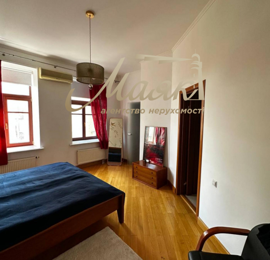 Продажа  4х-комнатной квартиры 200м2 Подол, Киев