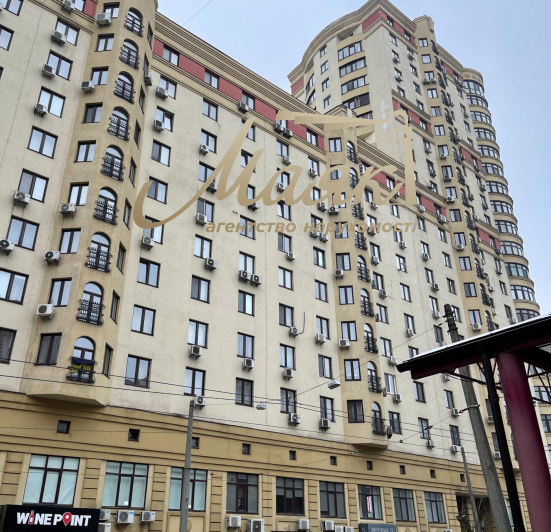 Аренда 3 к квартира 72 м. ул. Полтавская, Лукьяновка, Киев