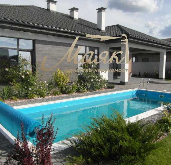 Продажа дома с бассейном 180 м2 баня 45 м2 5 км от Киева, село Погребы, Броварской район